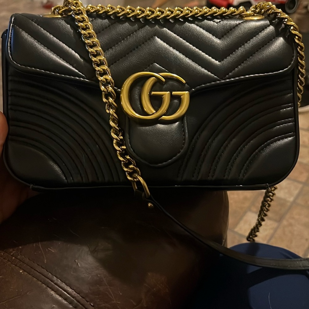 Gucc! Crossbody Purse